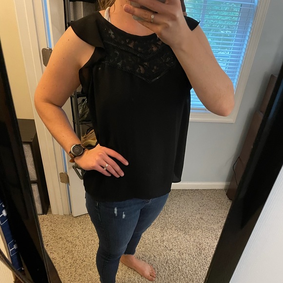 Express Black Short Sleeved Blouse - Picture 2 of 4